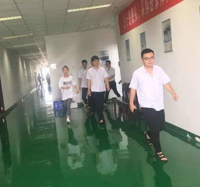 強化“演兵”行動，檢驗應(yīng)急響應(yīng)能力————記2018消防公司應(yīng)急逃生演練